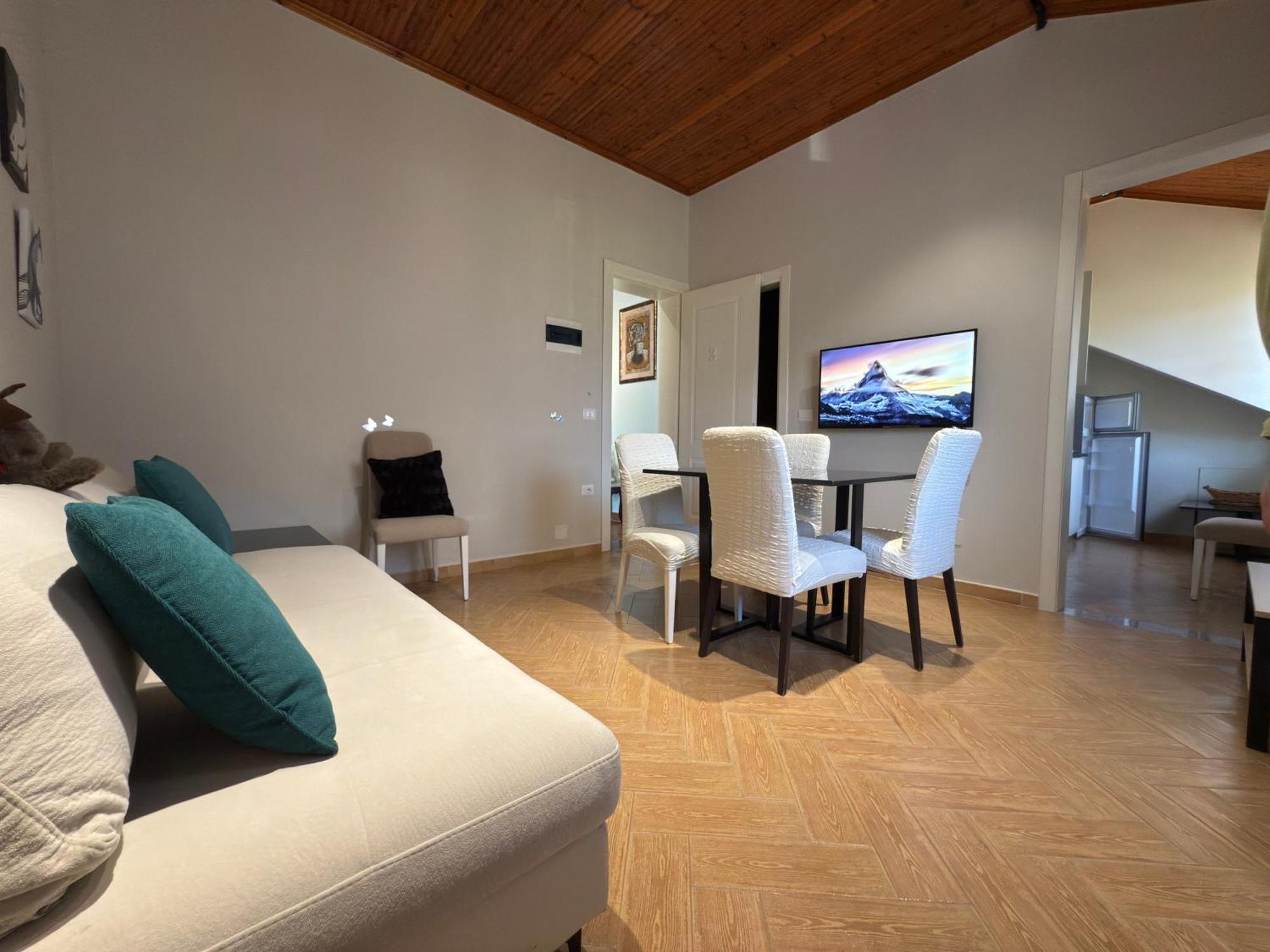 Villa Ida Apartments Vlorë Δωμάτιο φωτογραφία